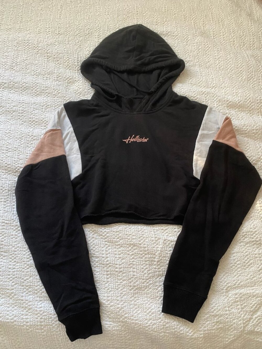 Hollister Colorblock Cropped Pullover Hoodie XS
